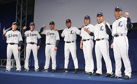 埼玉西武ライオンズの新ユニフォーム09 草野球はファッションで勝つ